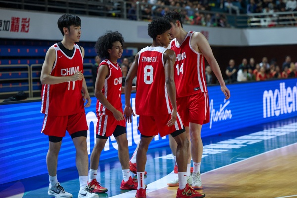 U19男篮世界杯中国队名单：朱正&杨毅&张伯远&荀四凤&荀思南在名单上
