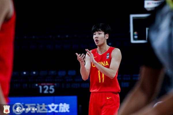 媒体人：青年队赛事  成绩没那么重要 重要的是球员&指导教练员能吸取教训