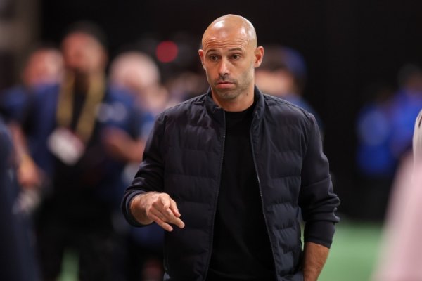 马斯切拉诺谈迈阿密3-5输球：责任在我，中场球员时我请求球员们原谅