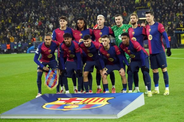 时间紧迫！马卡：距西甲开赛仅剩8天，巴萨队内仍有8人尚未注册