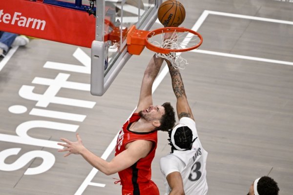 西部豪强对垒~博主：初步消息称 2026年NBA中国赛为火箭vs独行侠