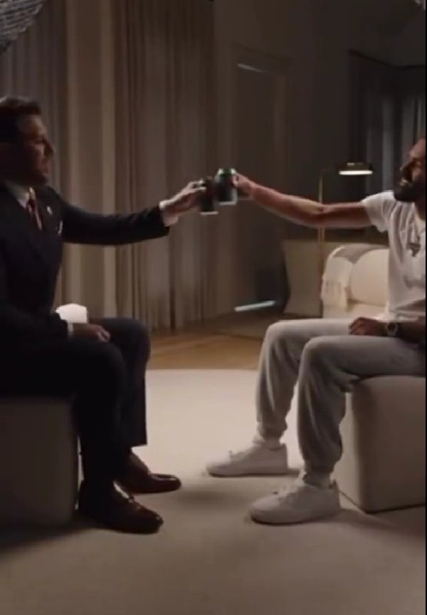 媒体人谈吹杨广告：消费感情的广告挺离谱的 这也是一种标题党