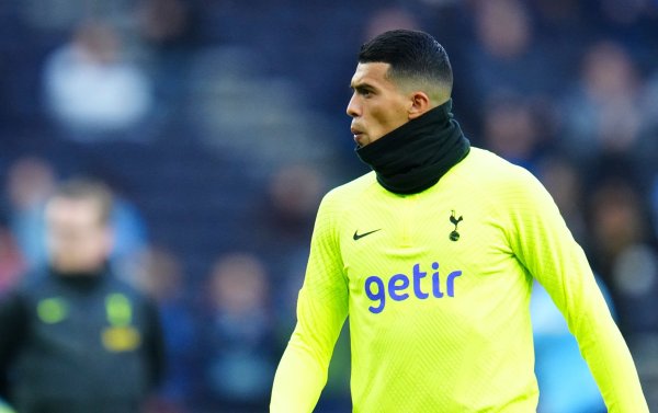 波罗首秀以来英超加入  25球并列后场球员最多，助功  17次仅次阿诺德